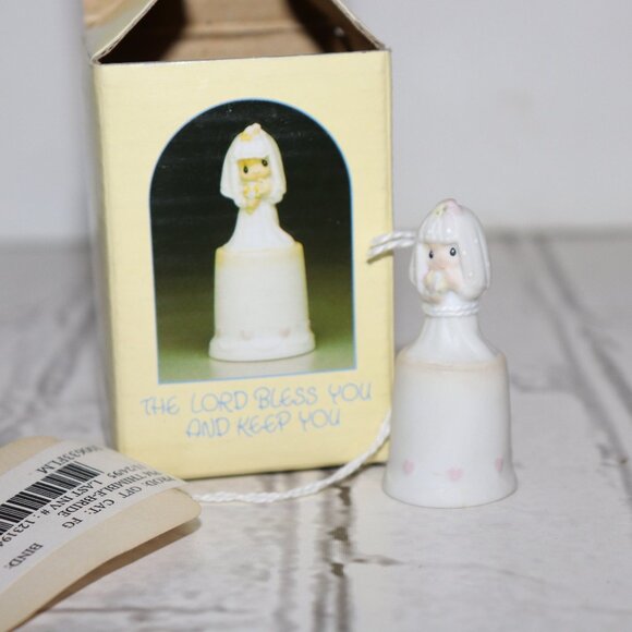 🕊️ Precious Moments Mini Figurine · “The Lord Bless You and Keep You” - Picture 3 of 6